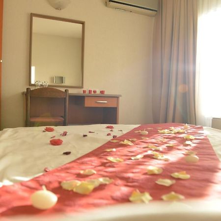 Hotel Bellevue Skopje Luaran gambar