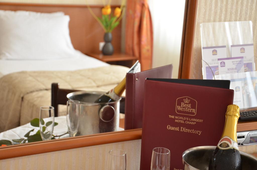 Hotel Bellevue Skopje Bilik gambar