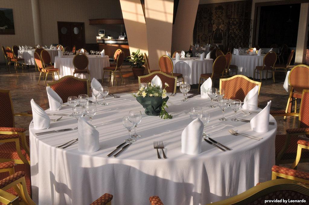 Hotel Bellevue Skopje Restoran gambar